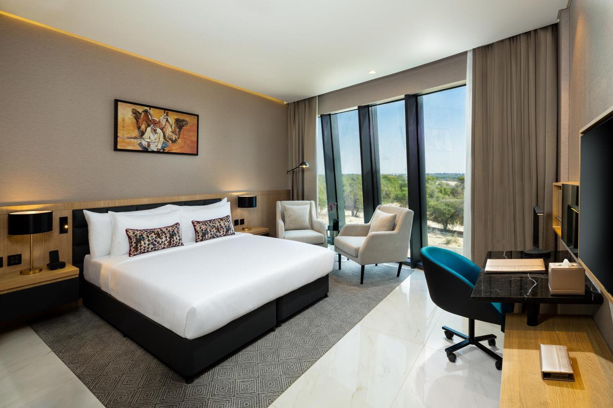 होटल Millennium Place Mirdif 4*