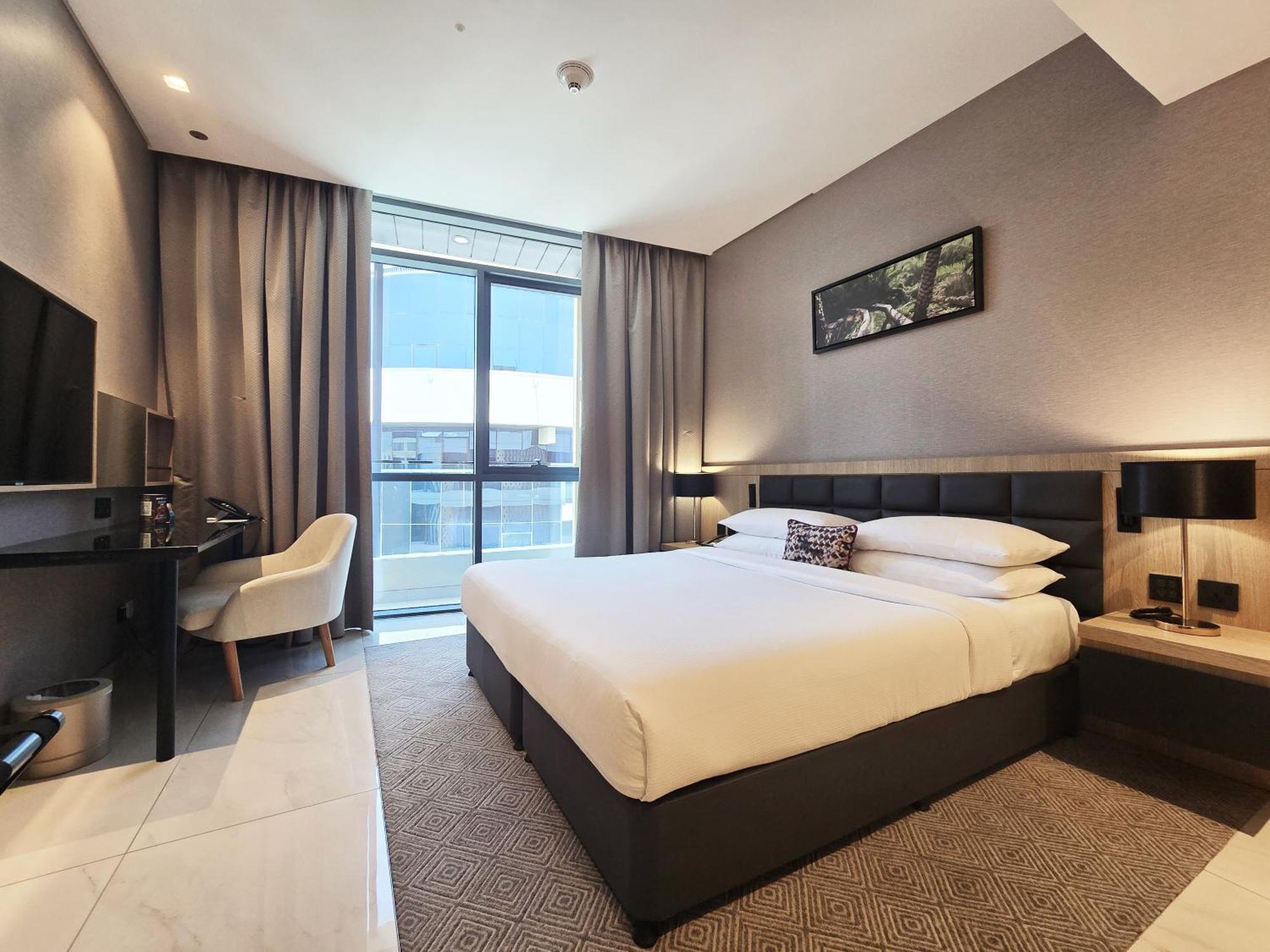 Отель Millennium Place Mirdif 4*